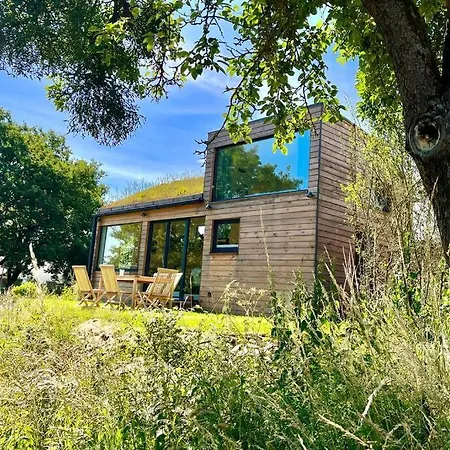 Tinyhouse Minimalus Panorama Schlafloft Im Gruenen Dessighofen