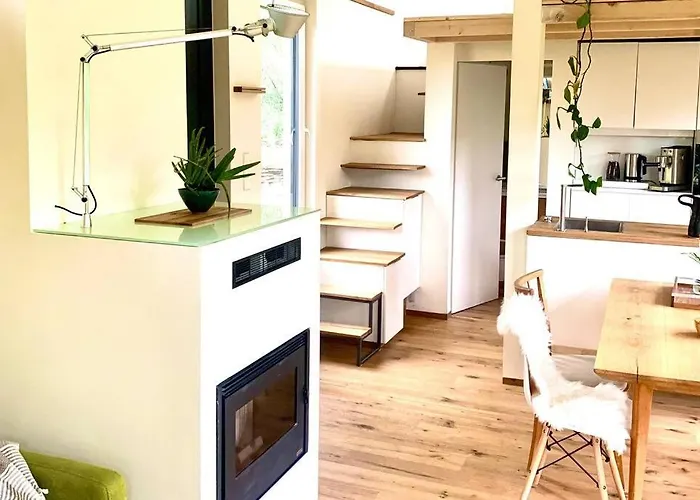 Tinyhouse Minimalus Panorama Schlafloft Im Gruenen Hébergement de vacances Dessighofen